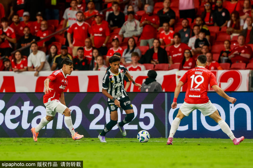 26岁巴西中场天才埃德松-席尔瓦闪耀意甲，4000万欧引发豪门争夺战！